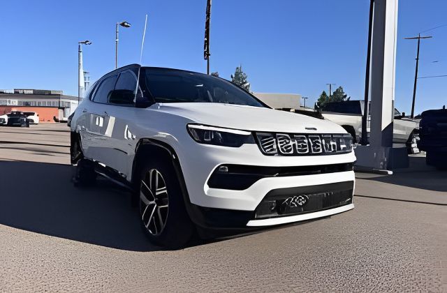 Jeep Compass for rent in Uruguay